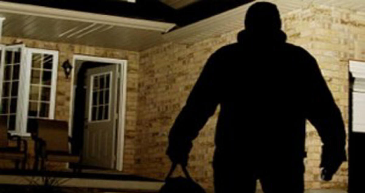 Hanno rubato nell'abitazione di un poliziotto? Il giudice assolve tre giovani - 