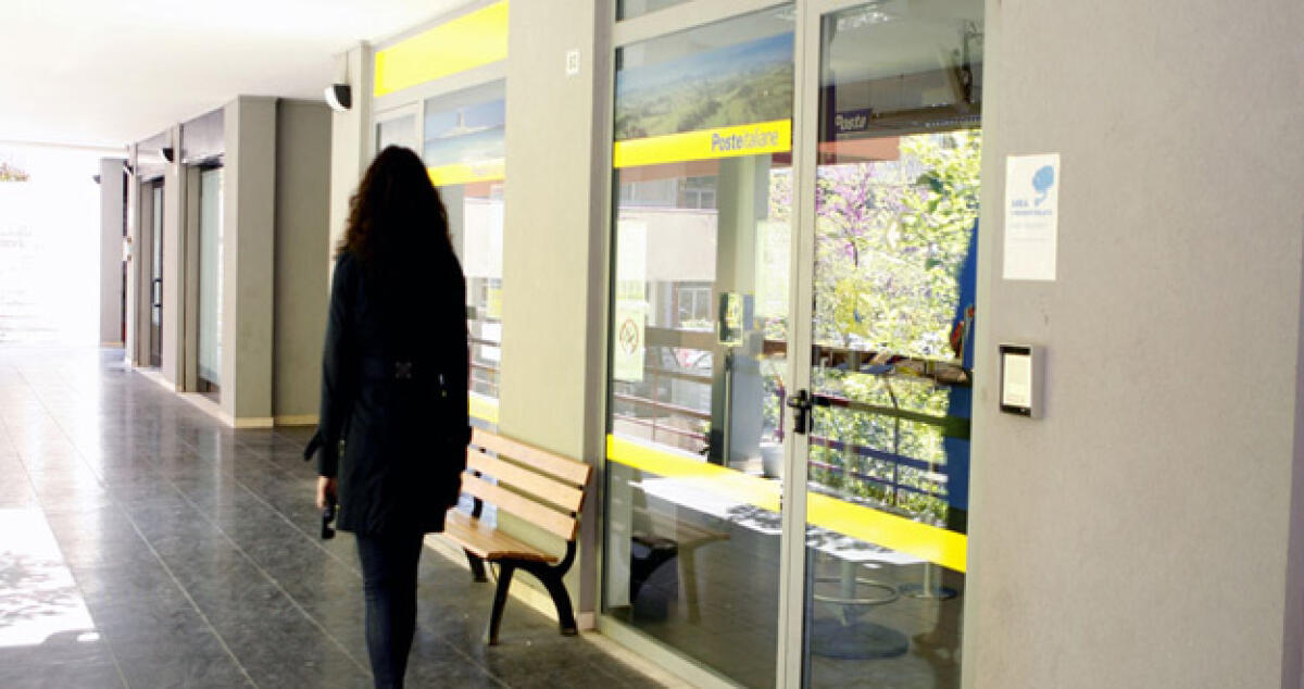 Denuncia truffa alla posta ma viene condannata: due anni a commessa - 