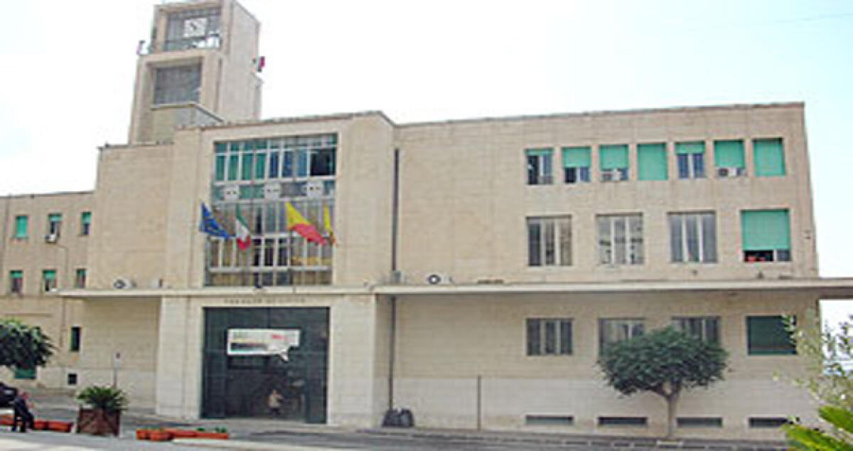 "A.a.a. locali cercasi" al Comune per far posto al tribunale dei Minori - 