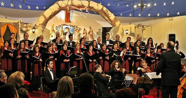 coro%20perfecta%20letitia%20natale.JPG