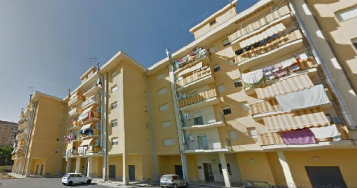 Luce fu tra le palazzine dello Iacp a Scavone: Illuminazione dopo sei anni - 