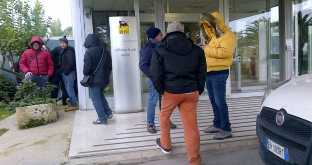 Operai-Elettroclima-uffici-Eni.jpg