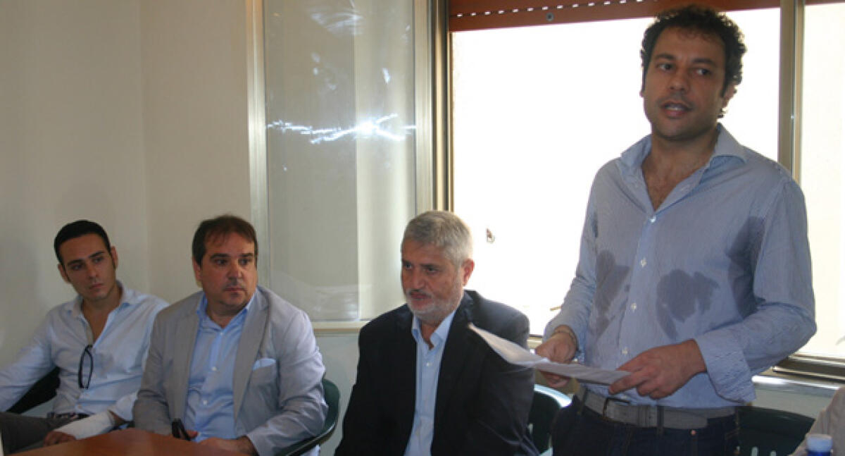 Alario bacchetta il Pd: "Basta litigi, i problemi non si risolvono sulla stampa" -