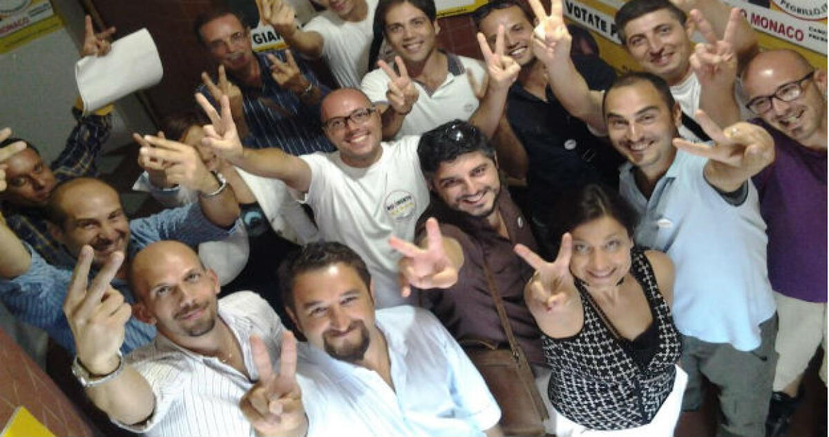 "Stanchi dei professionisti delle prime pietre": M5S incontra i cittadini - 