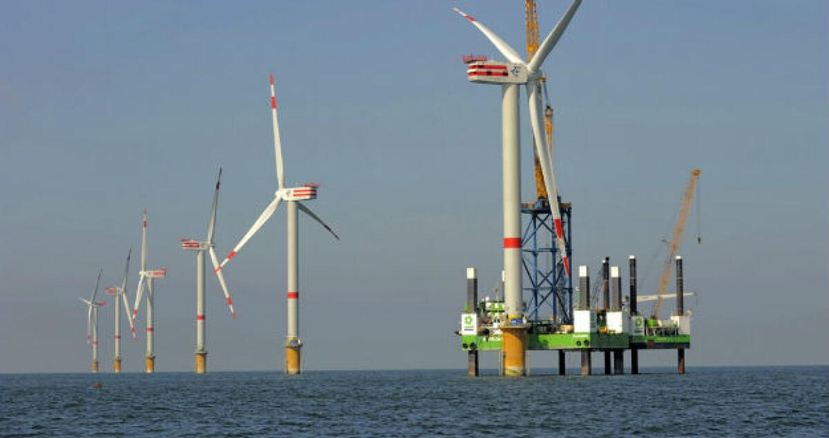 Via libera ai cantieri per l'impianto eolico in mare: Comune ancora contrario -