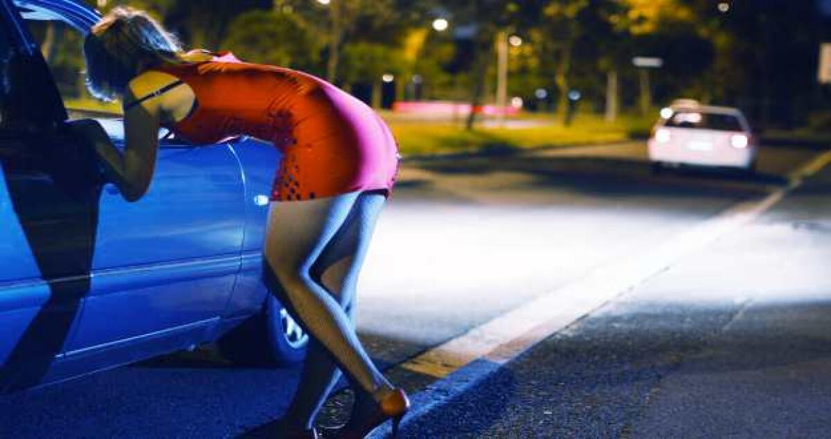Ragazza di 19 anni scomparsa ritrovata a Scoglitti con una prostituta rumena - 