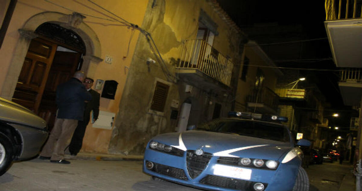 Ultim'ora: Incendio in via Martorana, danni nell'abitazione di un pensionato - 
