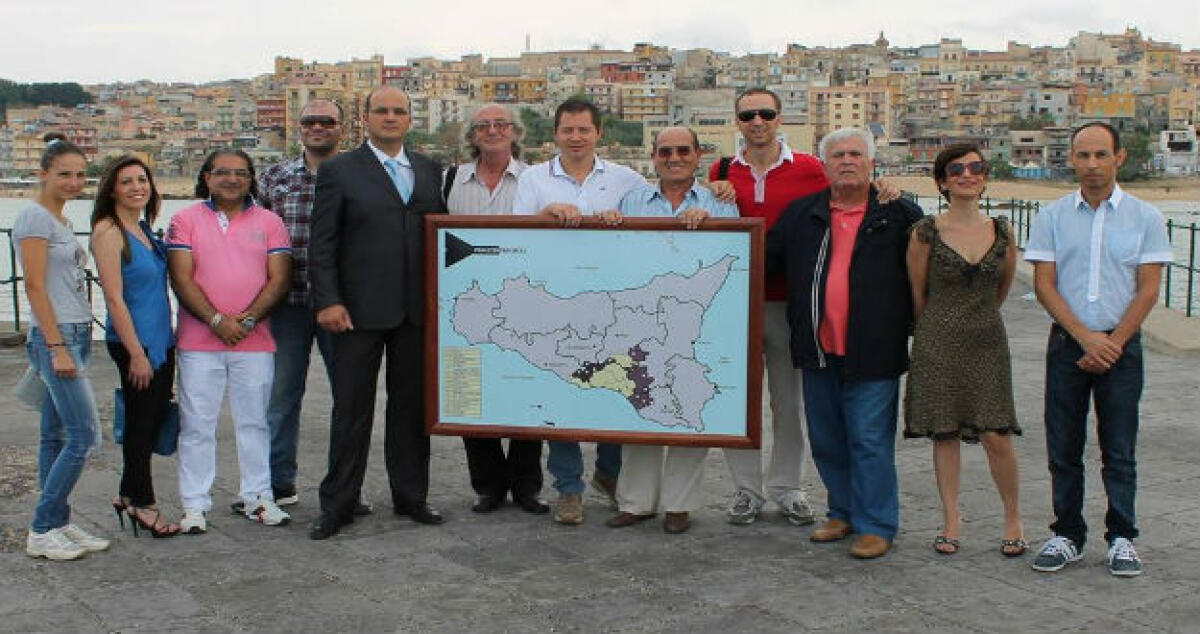 Franzone scrive a Napolitano e Renzi: "Boicottano la provincia di Gela" - 