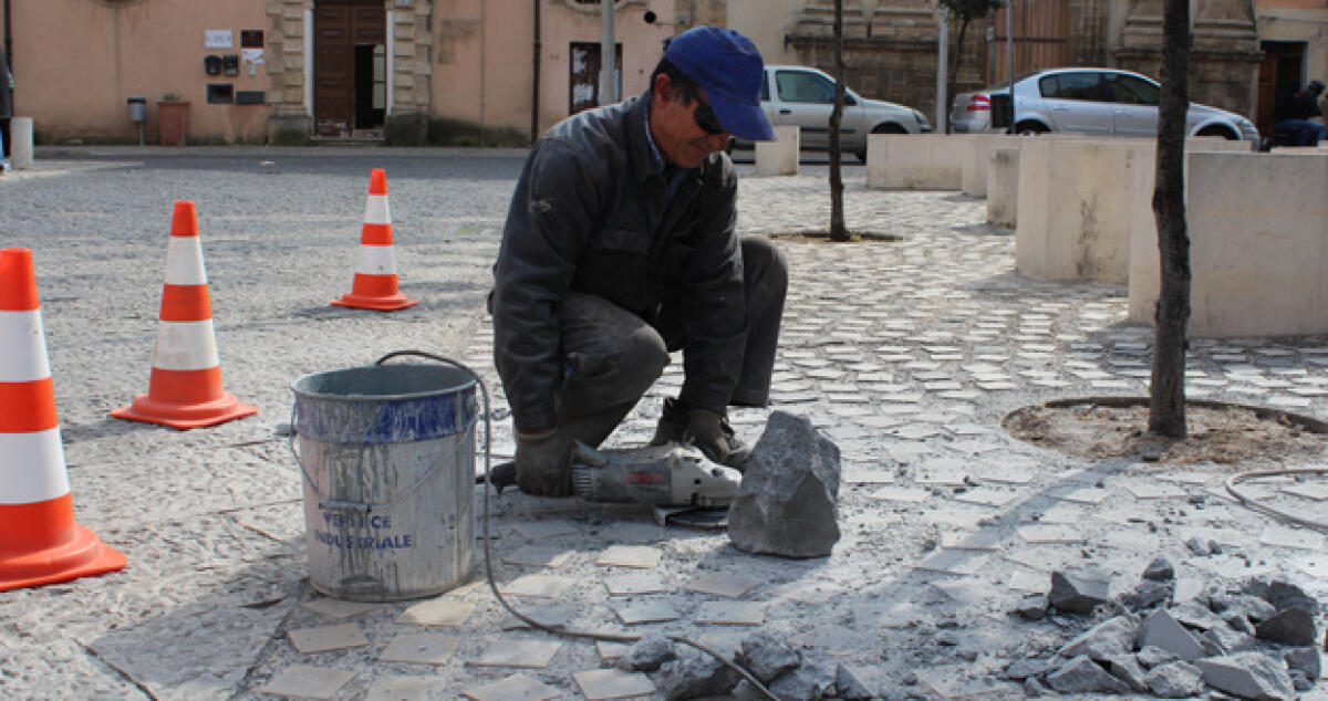 Il Comune ha deciso: da oggi via i dissuasori da piazza S.Agostino -
