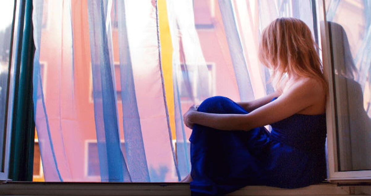 "Si masturbava quando mi vedeva": donna denuncia il vicino di casa -