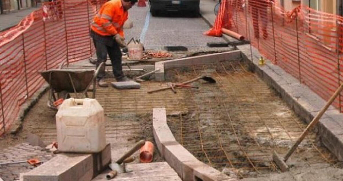 1255 istanze per 300 posti ai cantieri di servizi: in graduatoria anche 5 immigrati - 