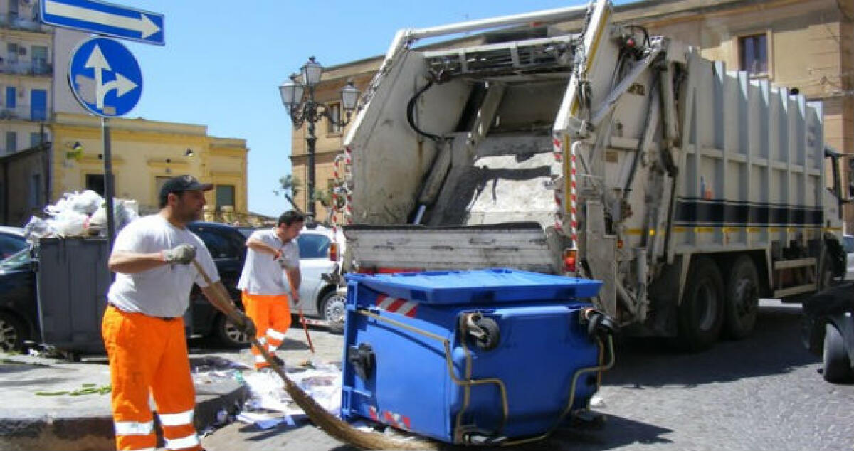 Morì schiacciato sul lavoro: il collega sott'accusa, "non mi accorsi di nulla" -