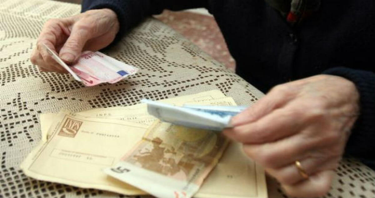 Soldi per lavori inesistenti, l'ex titolare di un patronato vuole patteggiare - 