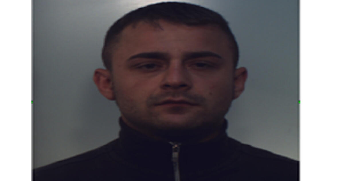 In giro col motorino senza patente e assicurazione, Bodinaku ci ricasca - 