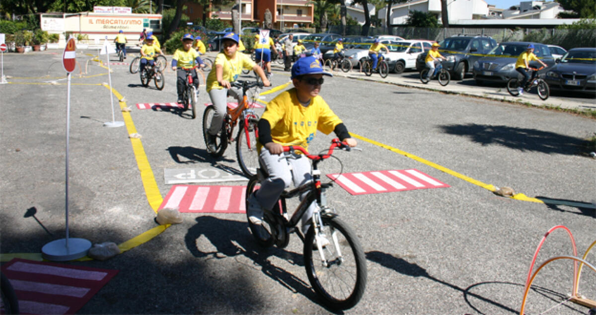 Macchitella in festa, oltre 80 bambini all'appuntamento con "Bimbimbici" - 