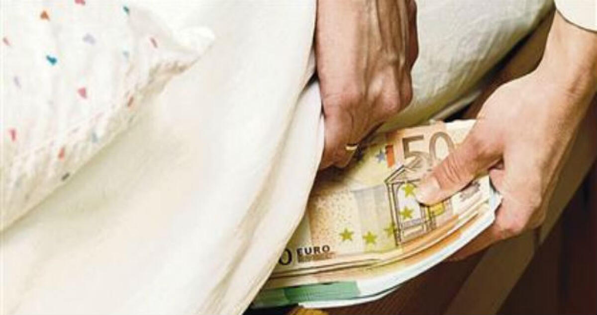 Le portarono via 15 mila euro nascosti in un materasso, è stata la nuora a colpire? - 