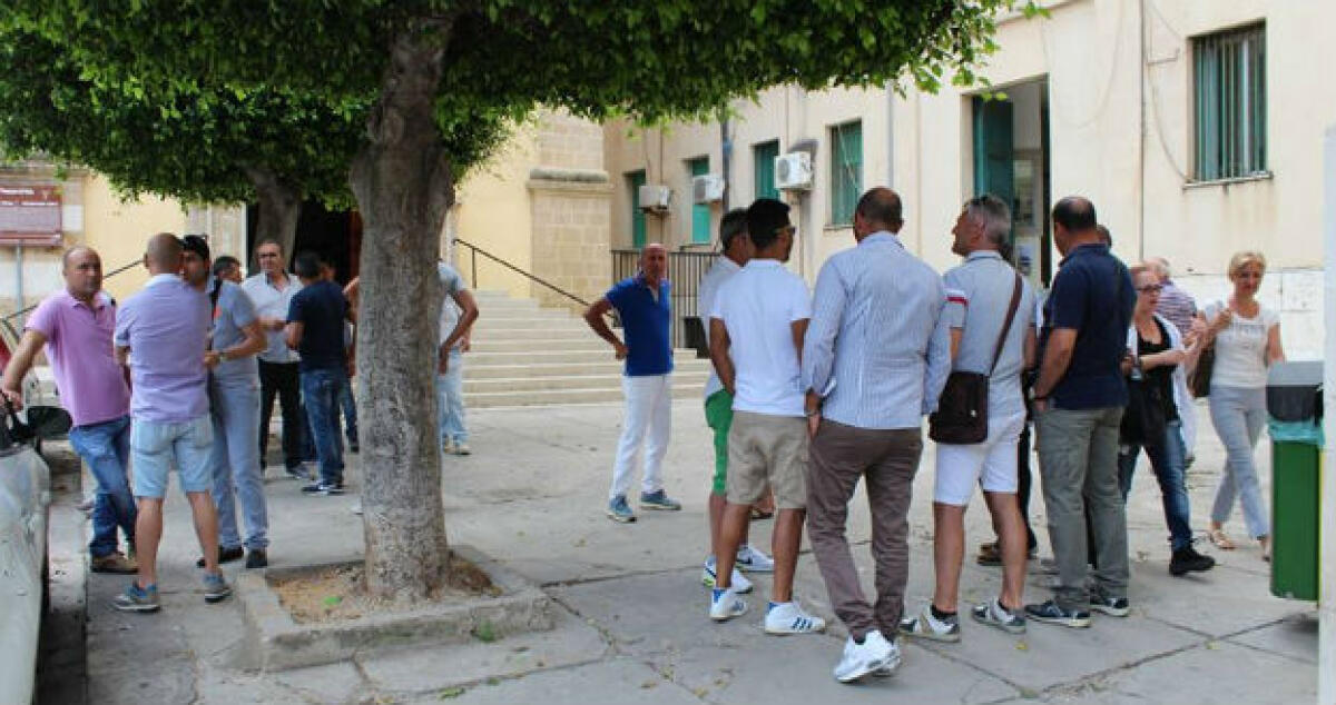 Caso indotto, l'accordo non si sblocca: gli operai pronti a nuove proteste in strada - 