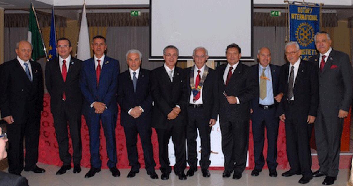 Passaggio della campana al Rotary Club, Morselli è il nuovo presidente - 