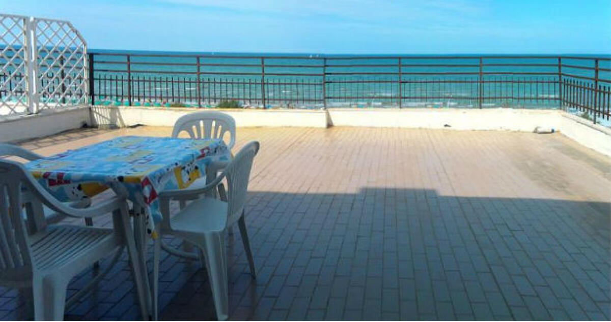 Senza agibilità e privi delle autorizzazioni per gli scarichi, stop a tre locali - 