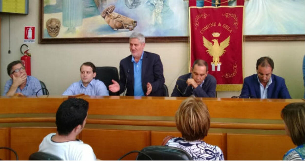 Futuro incerto per gli ex Rmi, non ci sono i soldi della regione: tutto rimane fermo - 