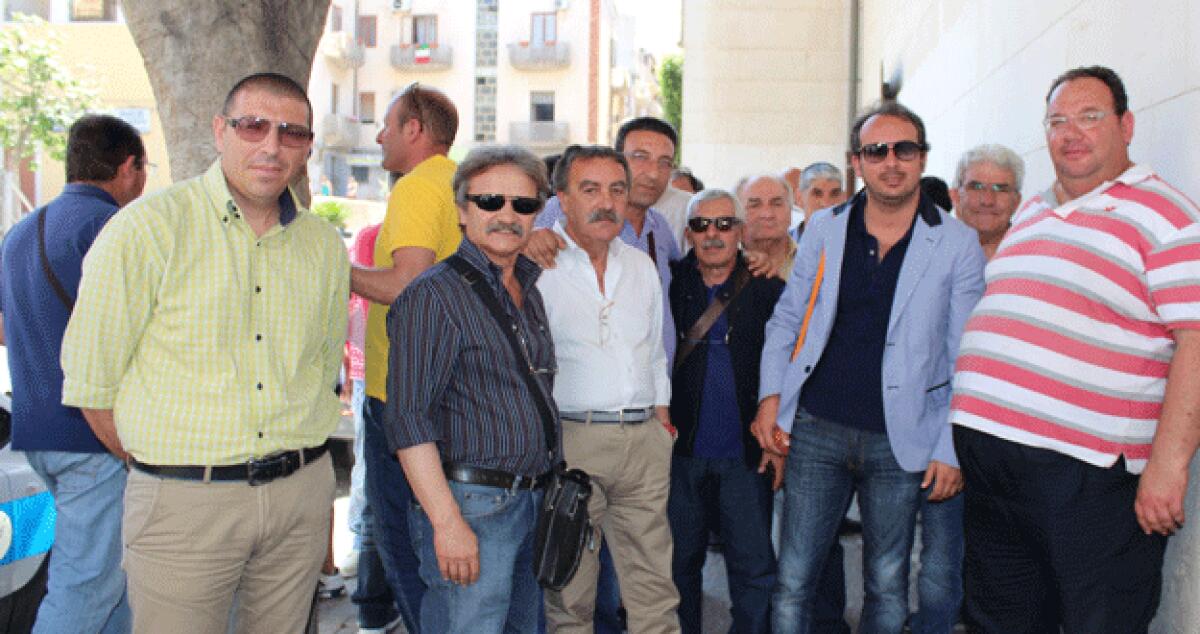 Rifiuti per strada ma per la Tekra va tutto bene: "non esiste emergenza sanitaria" - 