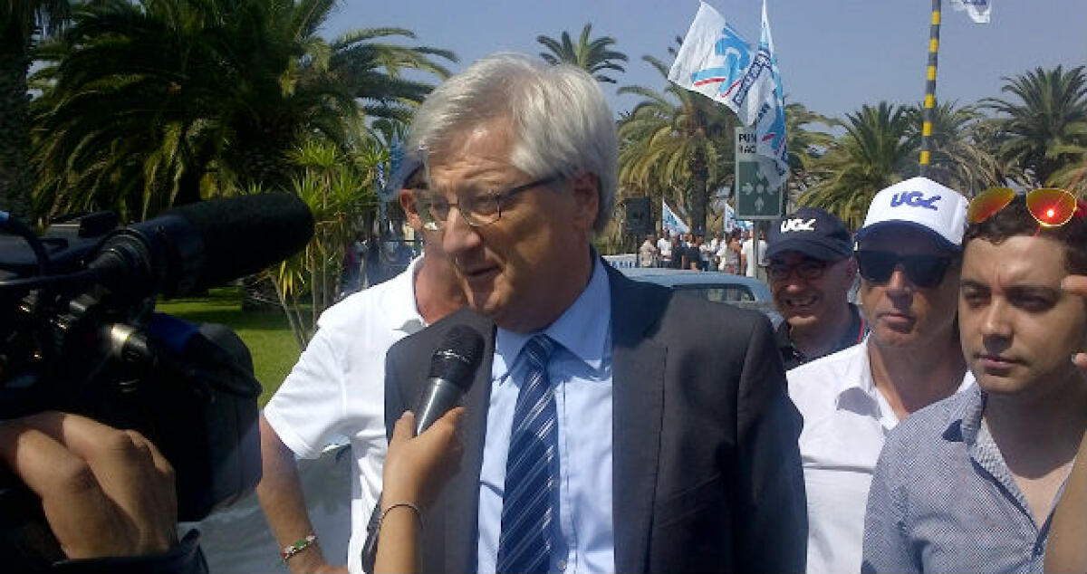 "Gela come Taranto con l'Ilva", il segretario Ugl in fabbrica: manca unità - 