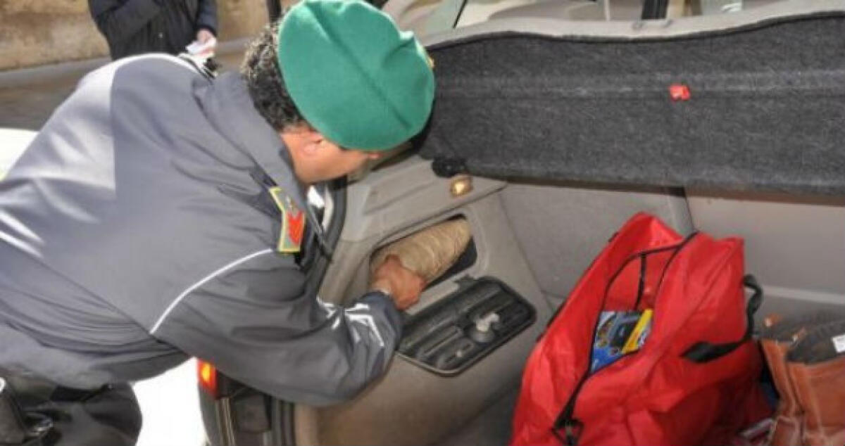 Maxi sequestro d'hashish ma scatta l'assoluzione per il presunto corriere - 