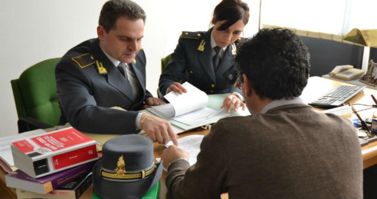 Un giro di false fatturazioni, indagine su un commercialista: sentito dai finanzieri - 