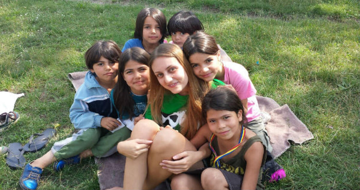 In Ungheria a fianco di tanti rifugiati politici, la scelta di Azzurra Cascino - 