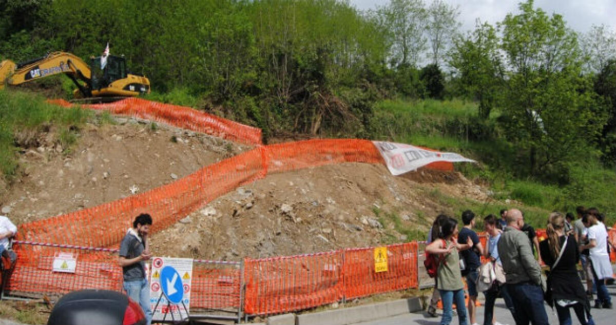 Un terreno occupato da ventisette anni, nuova tegola per il Comune "distratto" - 