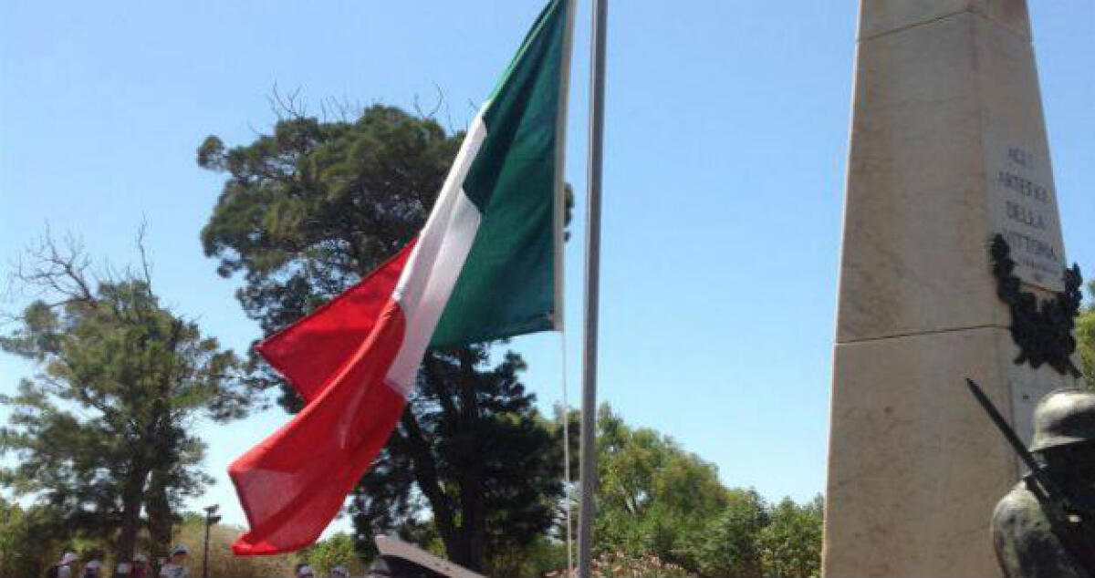 Rubato il tricolore in contrada Zai, i ladri nel mausoleo della divisione Livorno - 