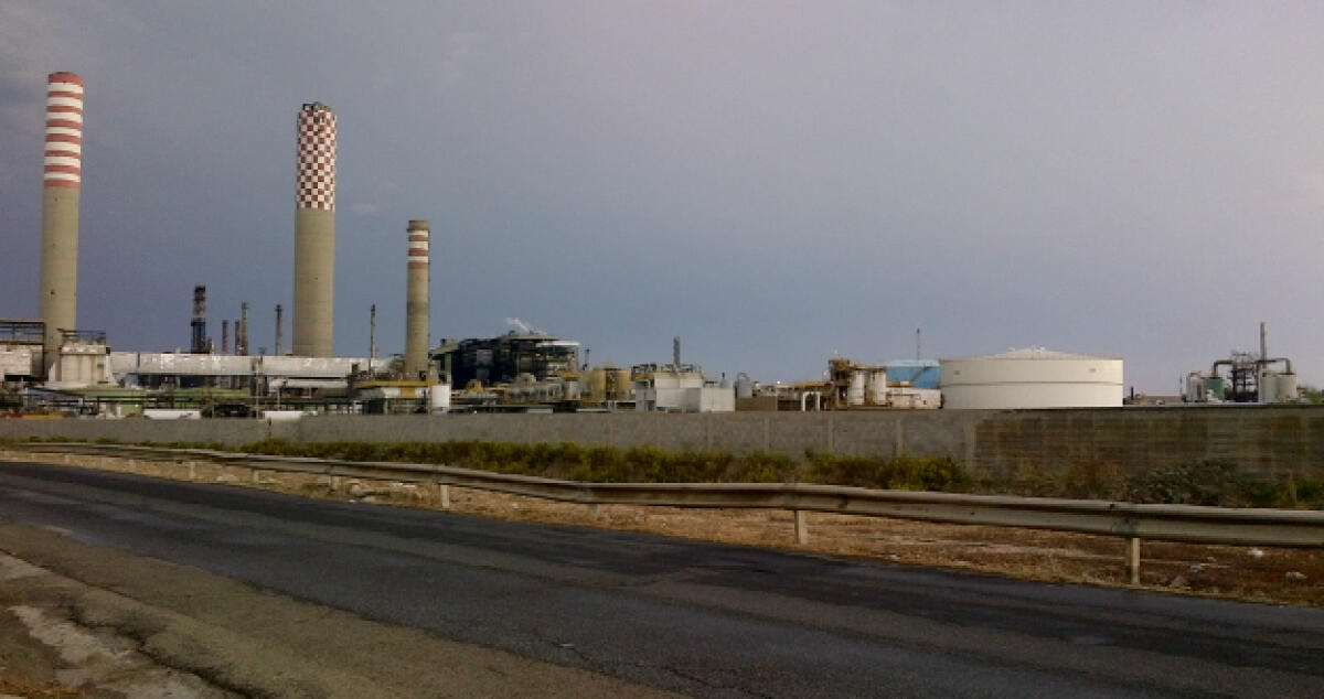 Morti Clorosoda, perizia shock: nessun nesso con l'Eni: "li hanno uccisi di nuovo" - 