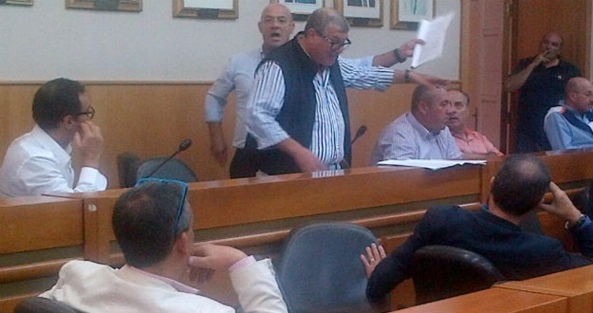 "Sabotata la seduta! Gianni e Pinotto non ci tutelano", la maggioranza sott'accusa - 