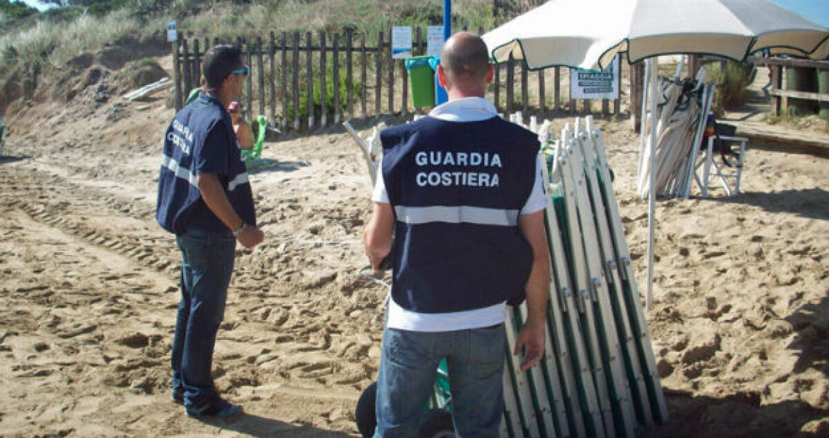 "Il magazzino del lido balneare è abusivo", il titolare finisce davanti al giudice - 