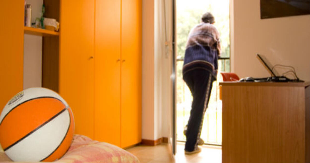 Figlio in comunità ma non ha minacciato le assistenti sociali: assolta una donna - 