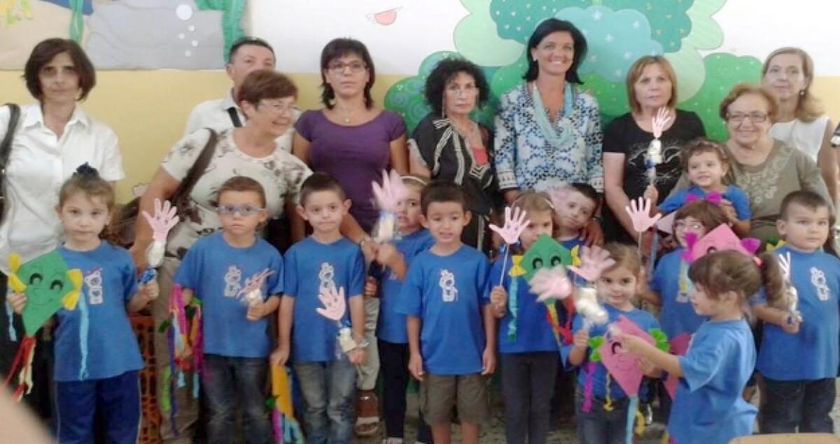 Festa dei nonni nei plessi del Verga, gli alunni sono i protagonisti dell'evento - (foto archivio)