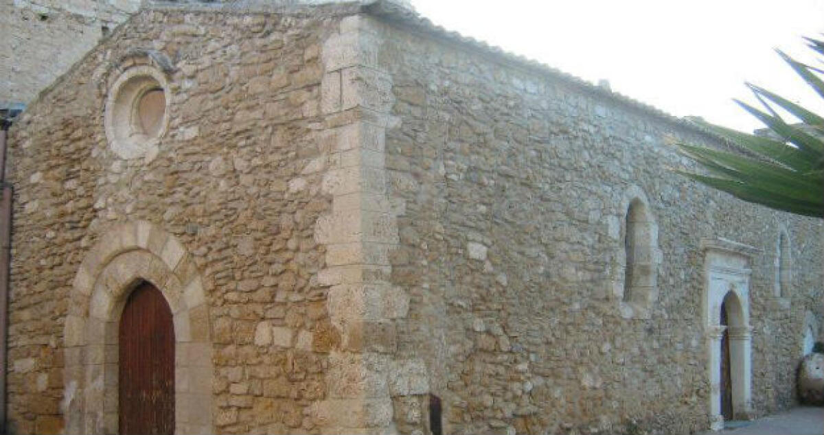 Dalla chiesa di San Biagio alle mense, s'incassa poco e si spende tanto - L'ex chiesa di San Biagio è tra le strutture individuate nello schema di regolamento
