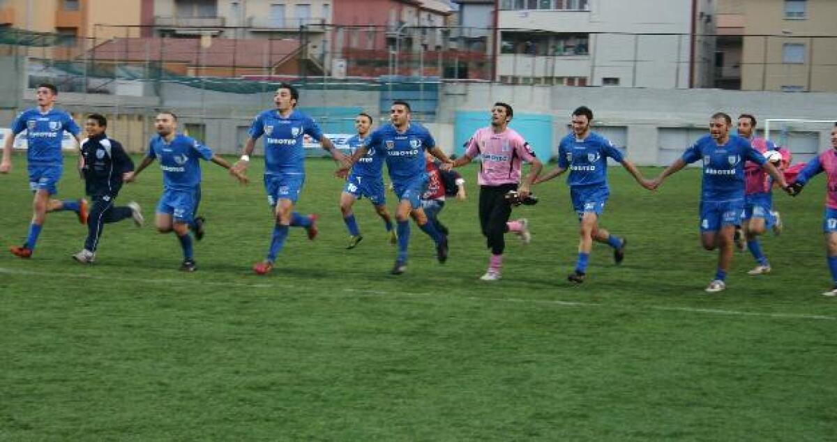 Gela in emergenza, tra squalifiche ed infortuni cinque assenti col Santa Croce - 