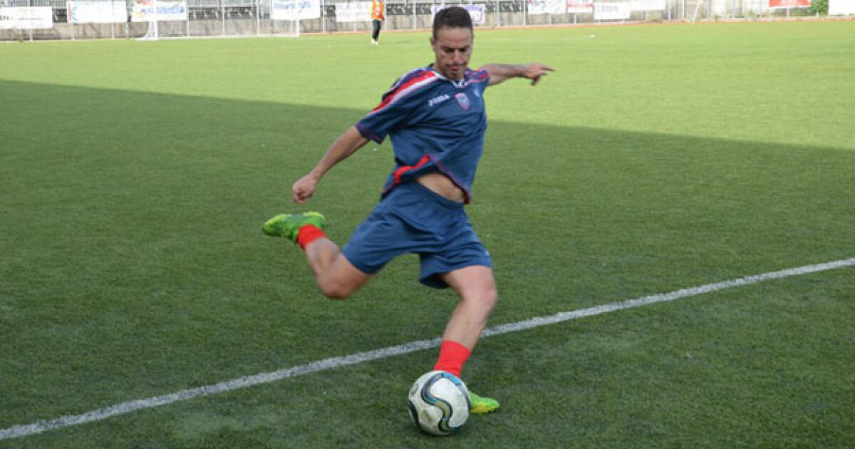 Il Macchitella gioca e spreca tutto, l'Atletico segna 3 gol, derby ai giallorossi - 