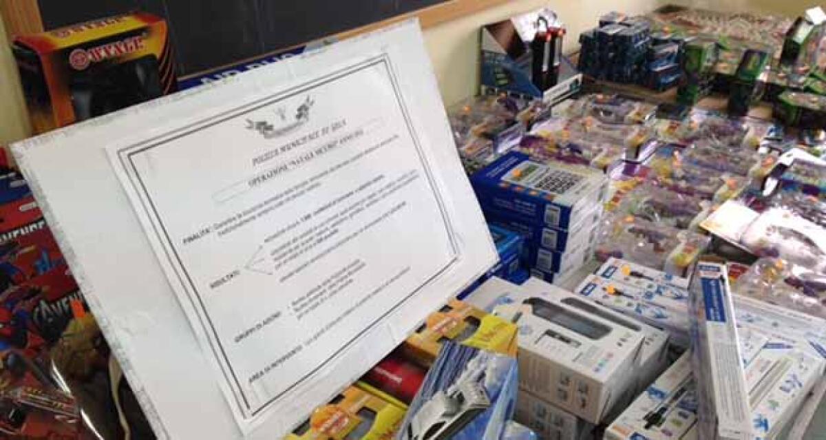 Sequestrati 1500 prodotti made in China, multa record di 1 milione e 233 mila euro - 