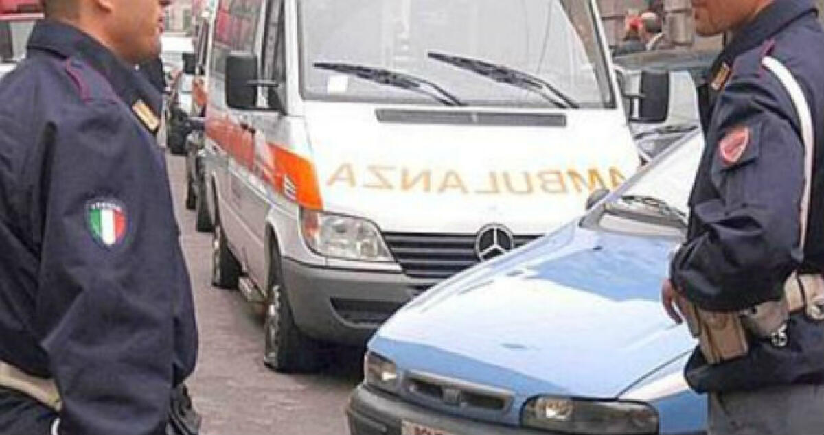 Travolta da un'auto in via Venezia, gravi fratture per una sessantasettenne - 