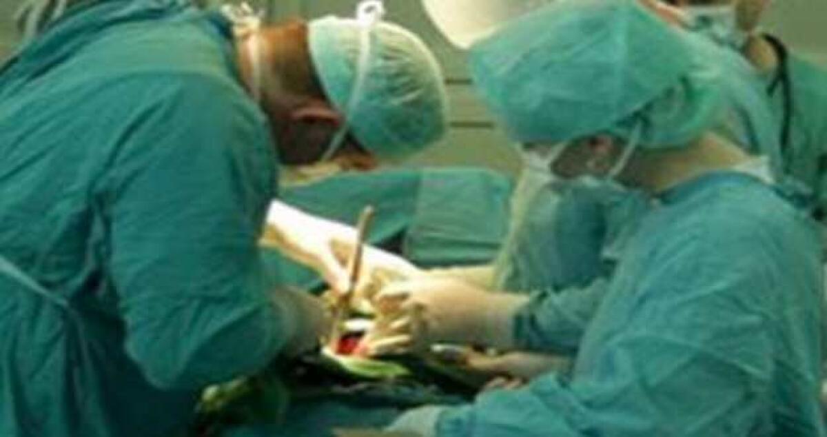 Diagnosi precoce  del cancro al colon retto, parte lo screening: kit in via Butera - 