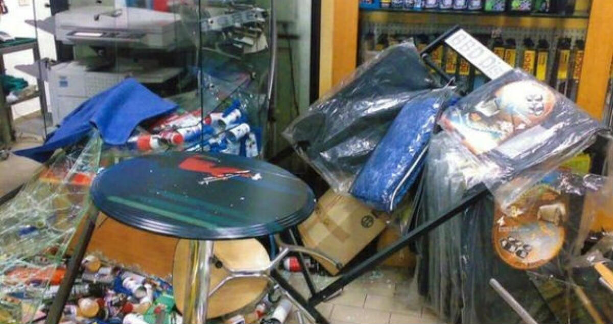 Bar distrutto in via Cascino, il disoccupato a giudizio è capace d'intendere e di volere - 