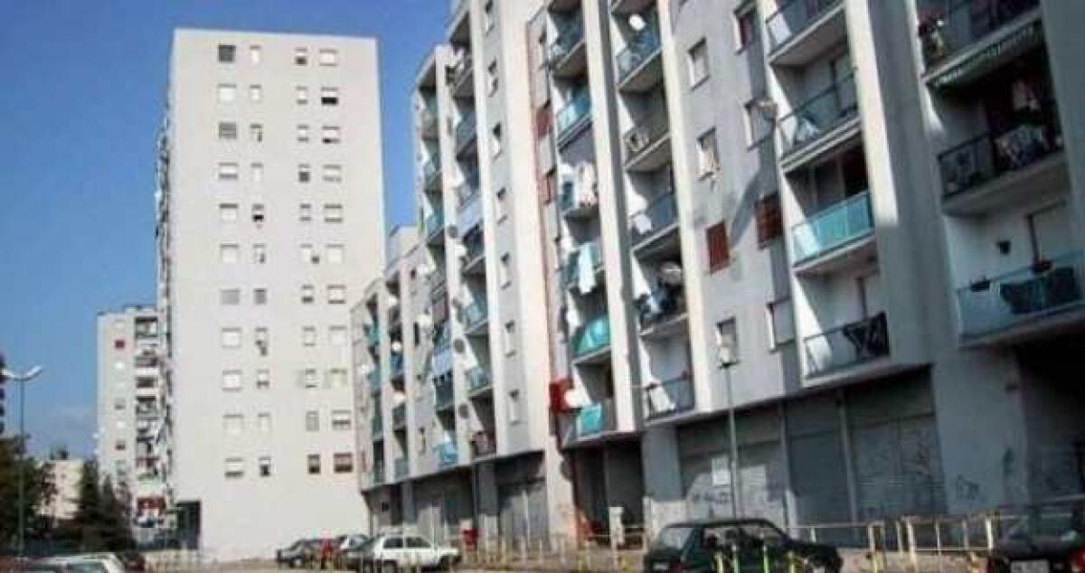 "Pagate, anche a rate, altrimenti via dagli alloggi Iacp", il comune diffida i morosi - 