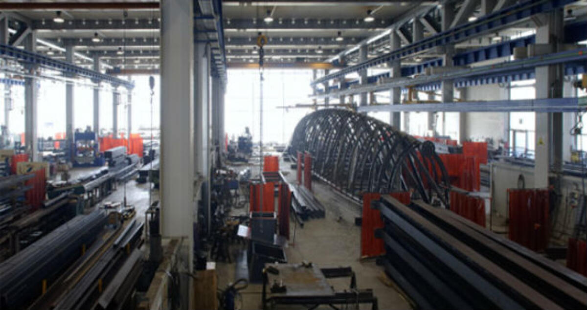 Ferro e carpenteria per migliaia di euro, i ladri colpiscono in un'azienda meccanica - 