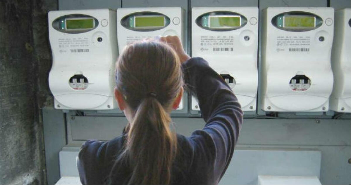 I privati li utilizzano e il Comune paga le bollette: tanti immobili e troppe spese - 