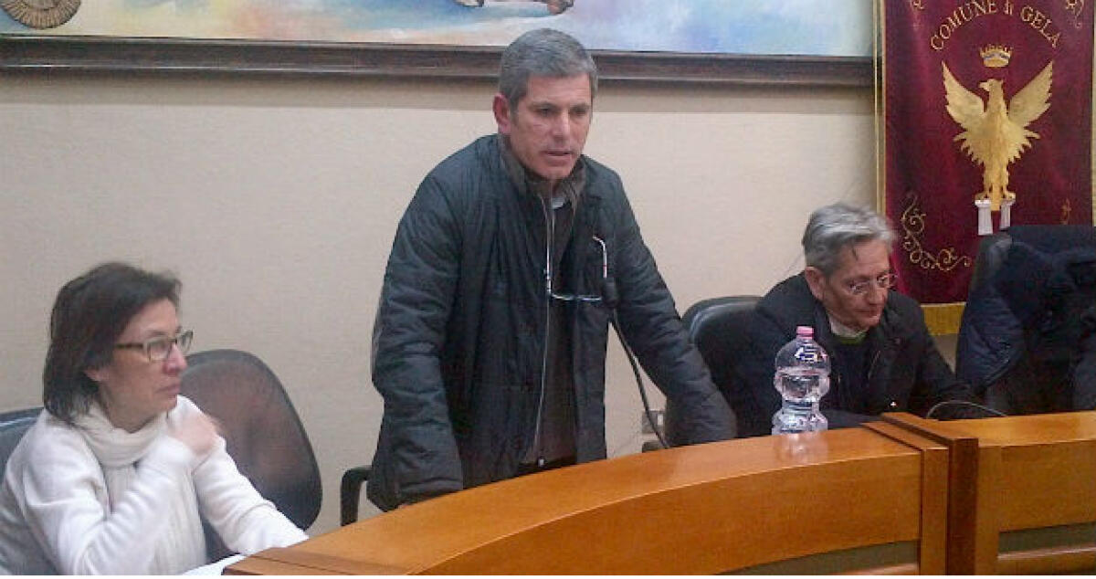 Flop Agroverde, imprenditori disperati contro Italiano: "Gioca sulla nostra pelle" - 