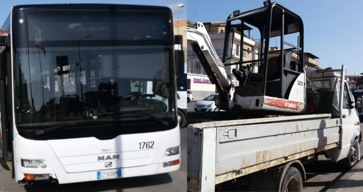 Travolto dal bob cat che trasportava, in ospedale 9 passeggeri di un bus urbano - 