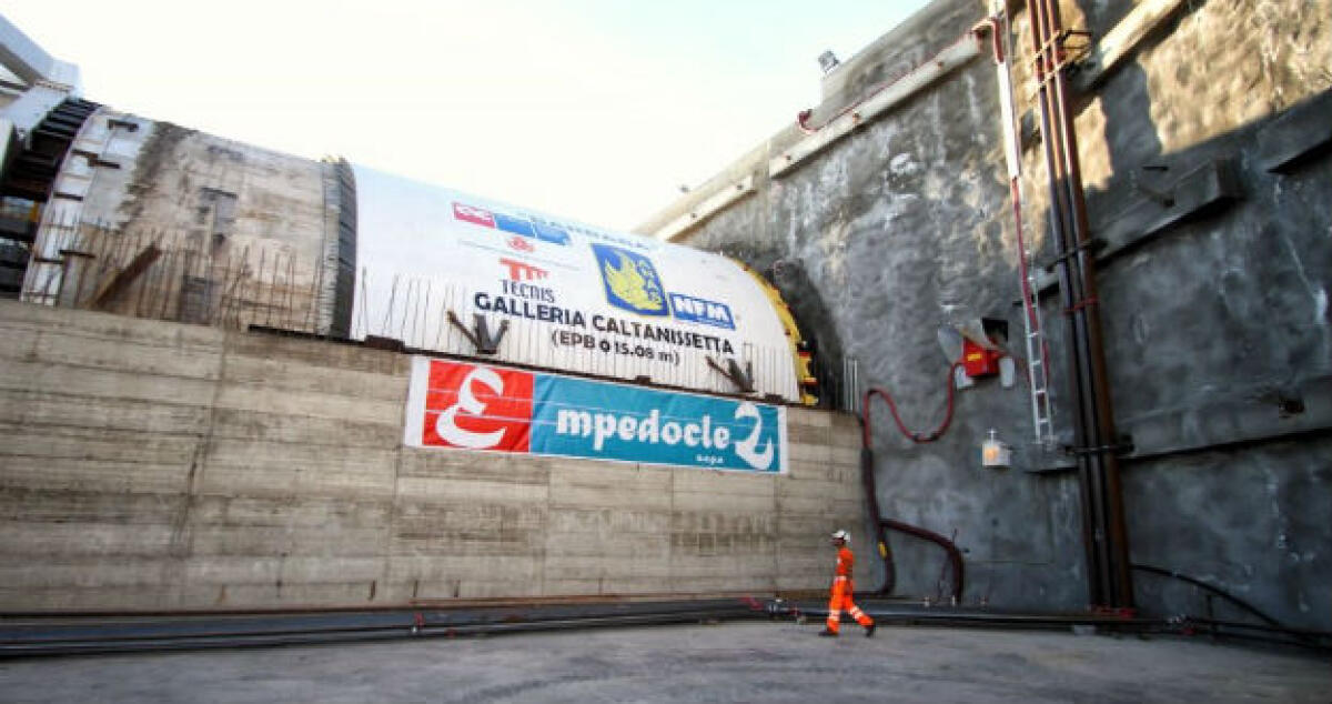 Pochi cantieri in città, le aziende si spostano: "Tre nei subappalti della ss640" -