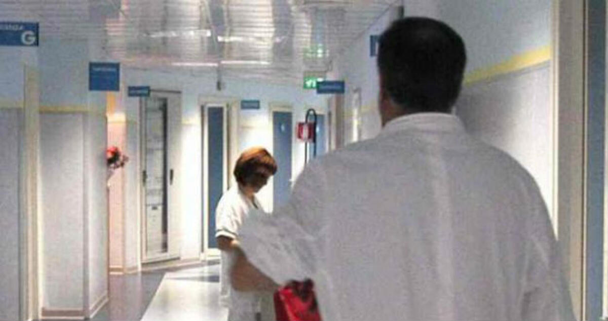 Uno shock anafilattico fa crollare un diciassettenne, migliorano le condizioni - 